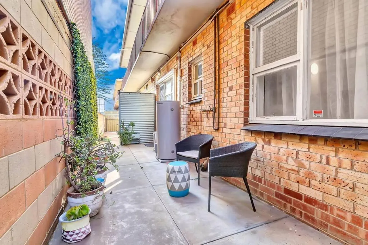 Adventure Awaits - Footsteps From West Beach Adelaide Appartamento
